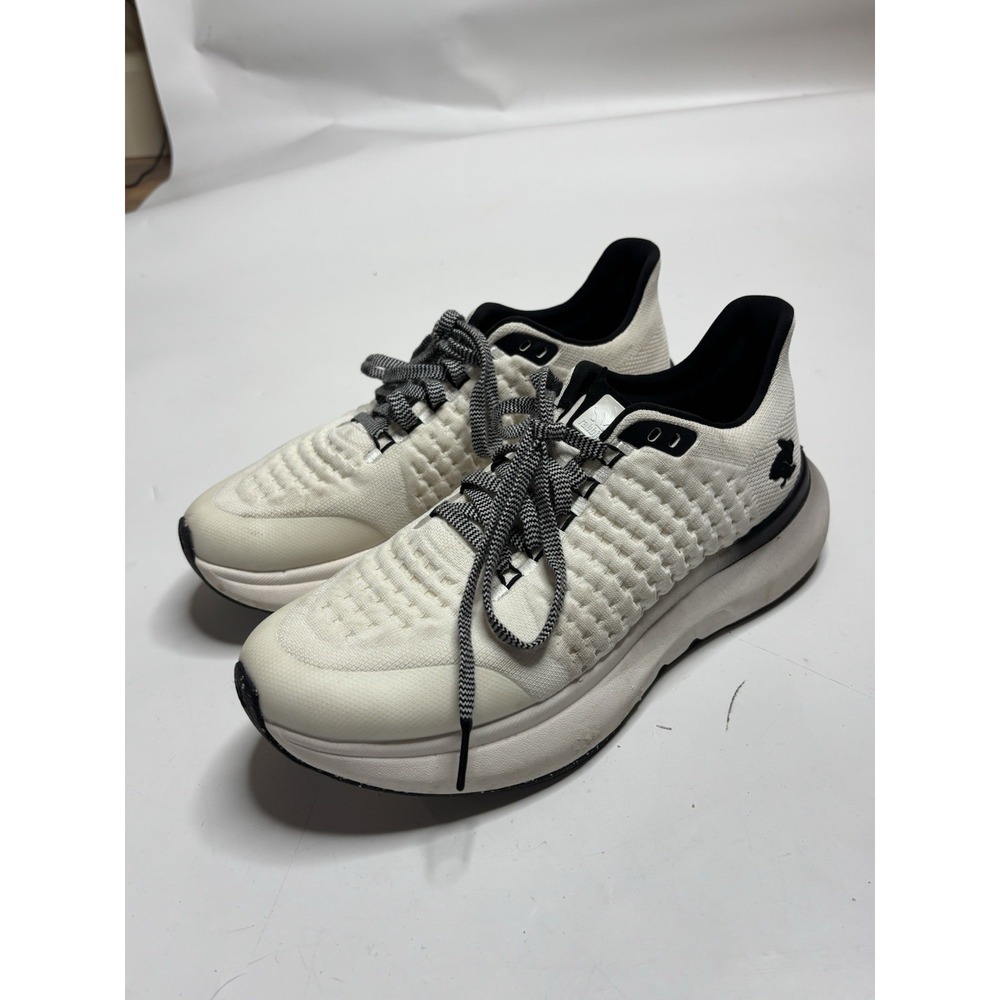 Rabbit Dream Chaser Women's 9.5  EU 41 Running Shoes White Black Running Comfort